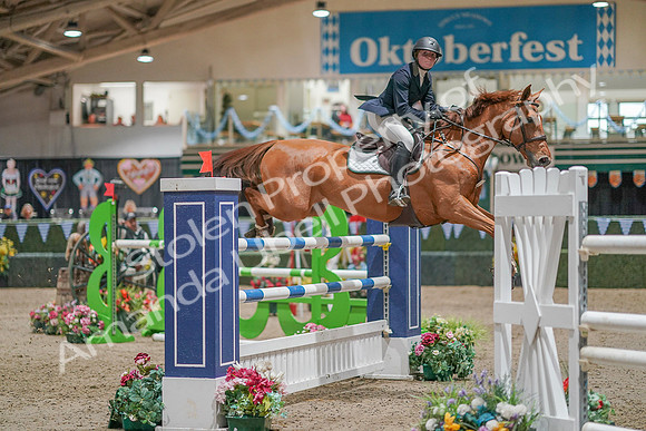 2019 - Oktoberfest II - Oct 26 - Amanda - 01722