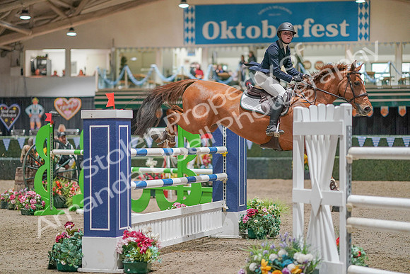 2019 - Oktoberfest II - Oct 26 - Amanda - 01723