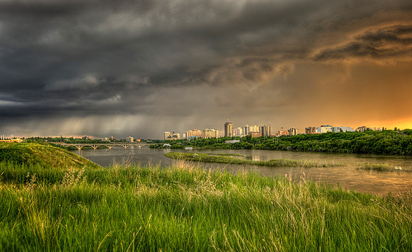 saskatoon skyline june 16 2011 - 2